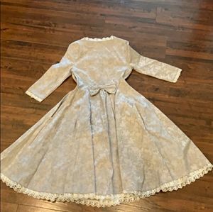 Three seasons formal dress